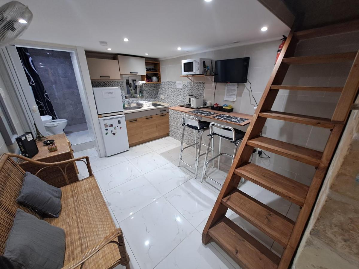 Cozy Loft In The Heart Of Valletta Exterior foto